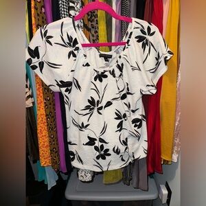 Banana Republic Textured Scoop-Neck Flutter Top Size XXS